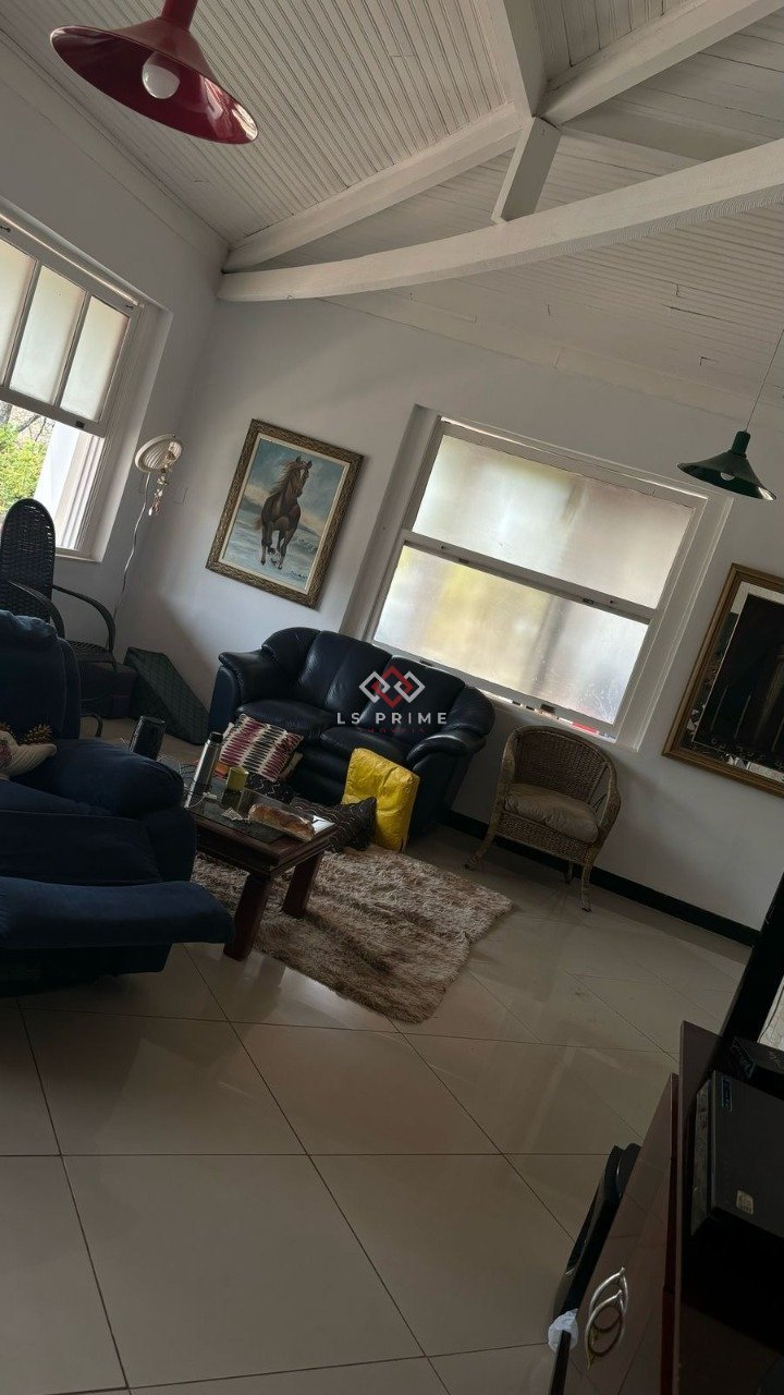 d33b391e-2c7d-45b0-92cc-2ad8565aa35f