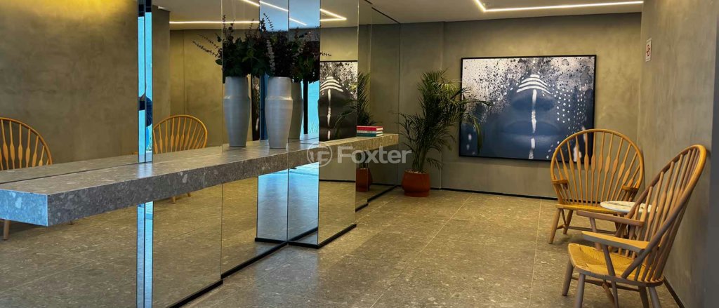 hall-de-entrada-moderno-com-mesa-de-recepcao-e-cadeiras