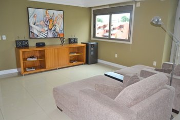 apartment em PRIMEIRO DE JANEIRO, Três Figueiras - Porto Alegre - RS
