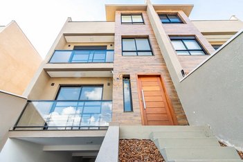 house em Rua Antônio Muzzillo, Tingui - Curitiba - PR