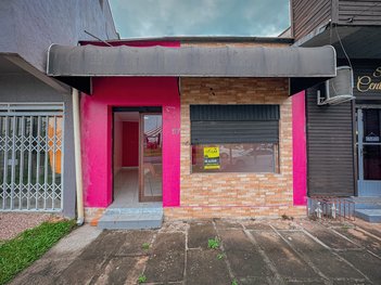business em Rua São Leopoldo, Centro - Portão - RS