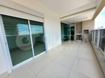 apartment em Avenida Sílvio Rugani, Tubalina - Uberlândia - MG