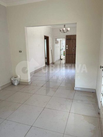 house em Avenida Araguari, Martins - Uberlândia - MG