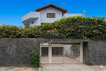 house em Rua Luciano Hella, Campina do Siqueira - Curitiba - PR