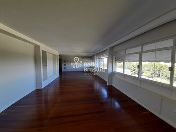 apartment em SQS 313 Bloco H, Asa Sul - Brasília - DF