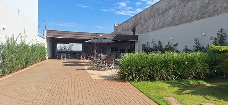 agricultural em Rua Fausto Nicácio Sampaio, Califórnia - Londrina - PR