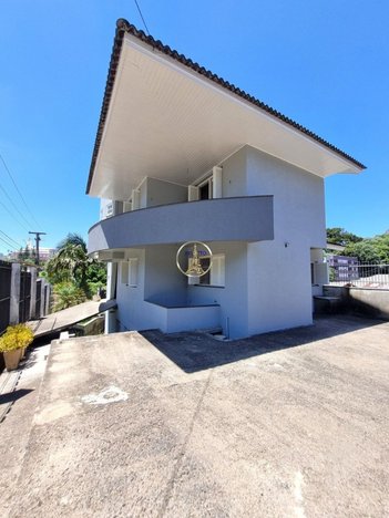house em Avenida Orestes Albe, Ana Rech - Caxias do Sul - RS