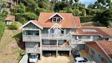 house em Rua Antonio Plínio Lopes Ribeiro, Jardim Primavera - Campos do Jordão - SP