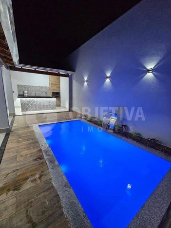 house em Rua Joana Marcelina de Alcântara, Jardim Brasília - Uberlândia - MG