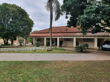 agricultural em Avenida D. Pedro II, Araçoiabinha - Araçoiaba da Serra - SP