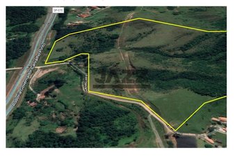 commercial_building em Rodovia Governador Carvalho Pinto, Torrão de Ouro II - São José dos Campos - SP