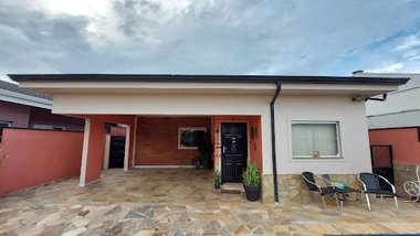 house em Rua João Previtalle, Santa Cruz - Valinhos - SP