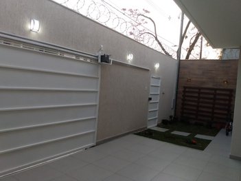 house em Rua Aroeira, Sapucaias III - Contagem - MG