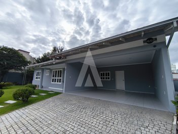 house em Rua Frederico Eick, Santo Antônio - Joinville - SC