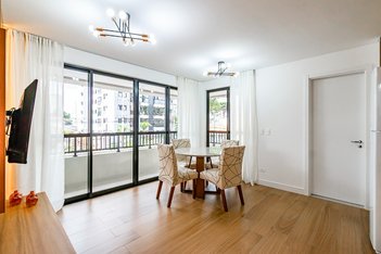 apartment em Rua Arthur Mohr, Portão - Curitiba - PR