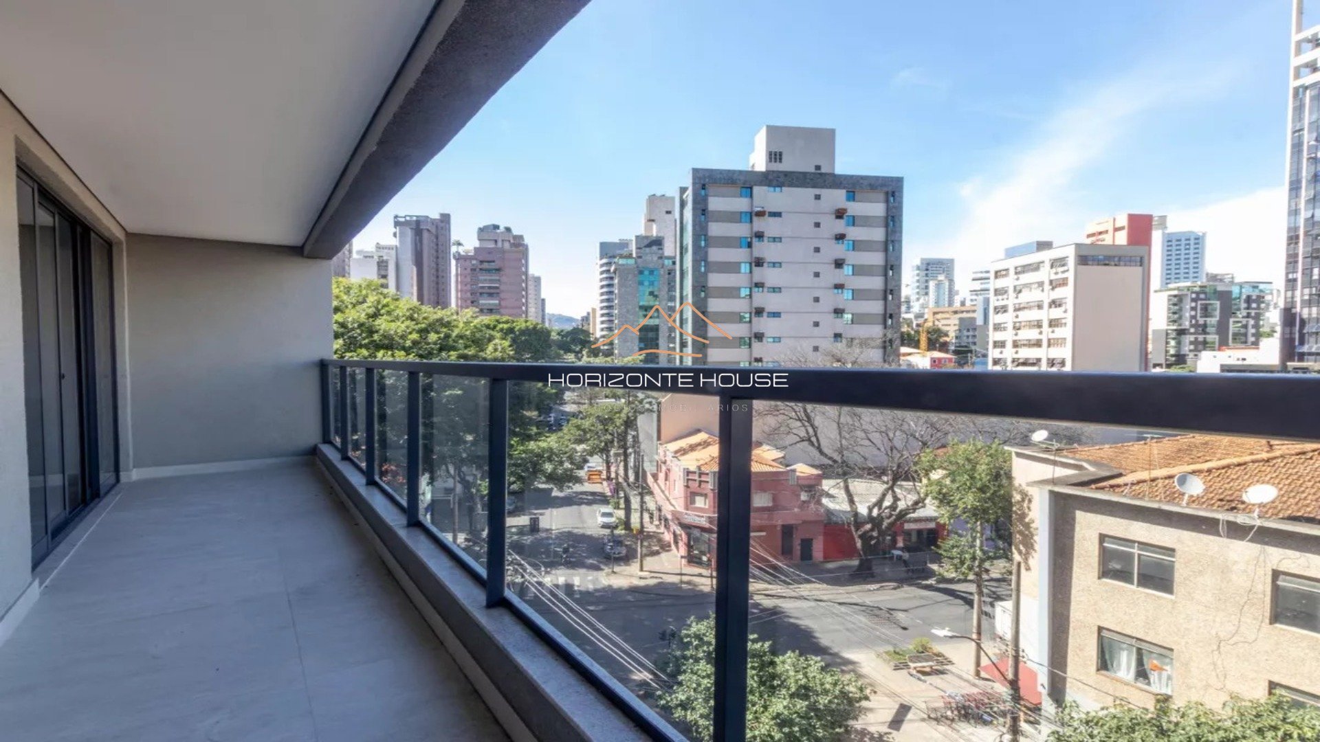 Apartamento com 3 quartos — Lourdes, Belo Horizonte