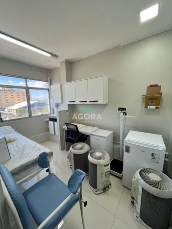 office em Rua Tiradentes, Centro - Canoas - RS