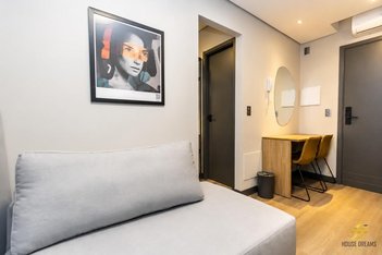 apartment em Rua Guilherme Pugsley, Água Verde - Curitiba - PR