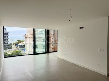 apartment em Rua Francisco Gouveia, Jurerê - Florianópolis - SC