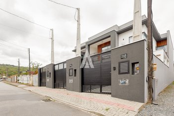 house em Rua Riachuelo, Bom Retiro - Joinville - SC