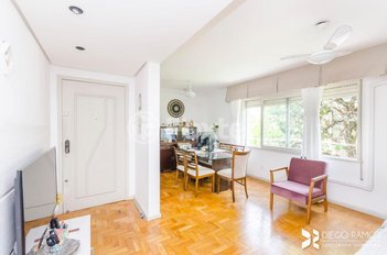 apartment em Rua Carazinho, Petrópolis - Porto Alegre - RS