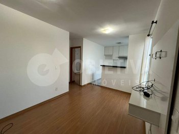 apartment em Rua Dolorita Elias do Nascimento, Laranjeiras - Uberlândia - MG