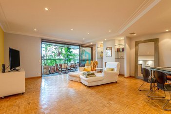 apartment em Rua Bueno Brandão, Vila Nova Conceição - São Paulo - SP