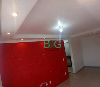 apartment em Rua Baltazar Nunes, Vila Carmosina - São Paulo - SP