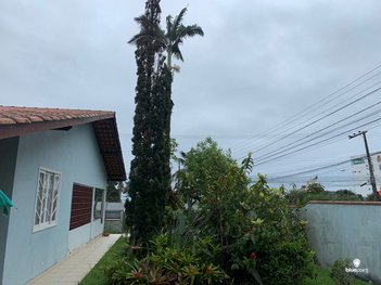 house em Avenida Itapocoroí, Praia de Armação do Itaporocoy - Penha - SC