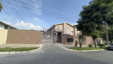 apartment em Rua Doutor Edemar Ernsen, Campo Comprido - Curitiba - PR