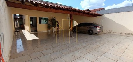 house em Avenida Alice de Oliveira e Silva, Jardim Holanda - Uberlândia - MG