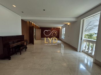 apartment em Rua Custódio Serrão, Lagoa - Rio de Janeiro - RJ