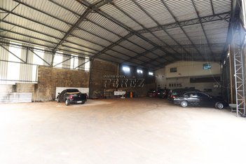 industrial em Rua Capitão Pedro Rufino, Nova - Londrina - PR