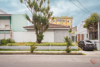 house em Rua General Osório, Centro - Pelotas - RS