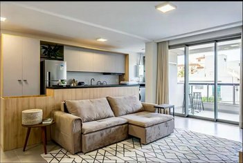 apartment em Rua das Moreias, Jurerê - Florianópolis - SC