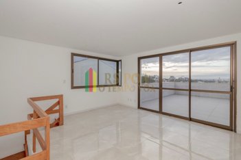 apartment em Rua Moema, Chácara das Pedras - Porto Alegre - RS