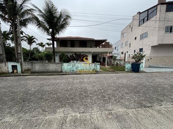 house em Ambrosio Marques da Rosa, Ingleses do Rio Vermelho - Florianópolis - SC