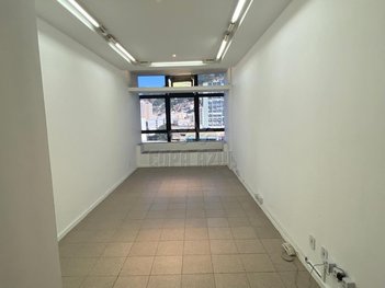 office em Rua Desembargador Izidro, Tijuca - Rio de Janeiro - RJ