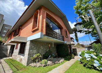 house em Avenida José Carlos de Anflor, Kayser - Caxias do Sul - RS