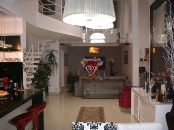 apartment em Rua Sansão Alves dos Santos, Cidade Monções - São Paulo - SP
