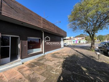business em Rua São Leopoldo, Centro - Portão - RS