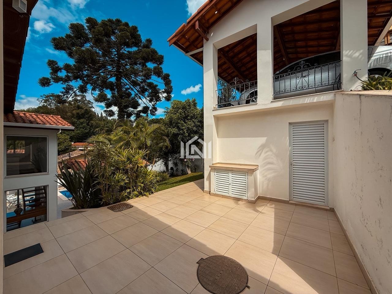 casa a venda no miolo da granja viana - area externa