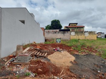 land_lot em Rua José Farias, Portal de Versalhes 2 - Londrina - PR