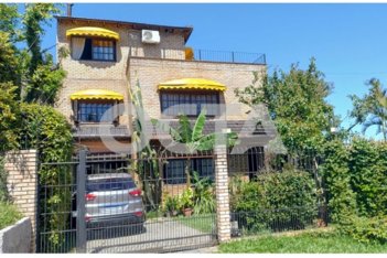 house em Rua Arapei, Cristal - Porto Alegre - RS