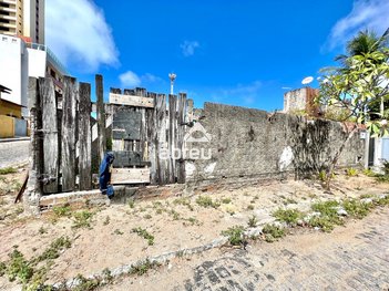 land_lot em Rua Prefeito Pompeu Jácome, Ponta Negra - Natal - RN