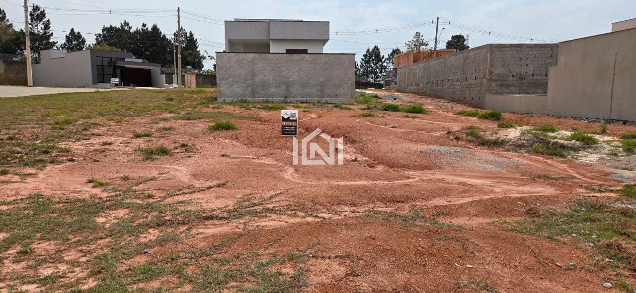 terreno a venda no condominio lago dos passaros