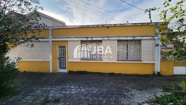 commercial_building em Rua Doutor Carlos de Paula Soares, Mercês - Curitiba - PR