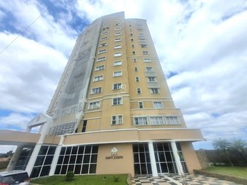 apartment em Rua Doutor Claudino dos Santos, Centro - São José dos Pinhais - PR