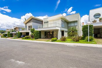 house em Rua Eduardo Sprada, Campo Comprido - Curitiba - PR