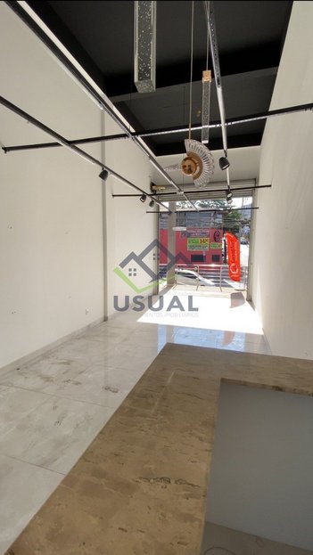 business em Alameda dos Sabiás, Cabral - Contagem - MG